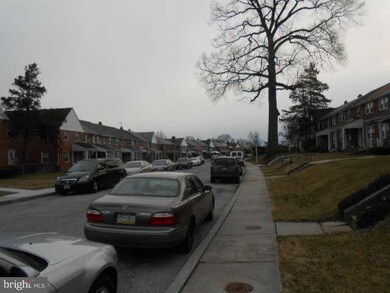 1313 Crofton Rd, Baltimore, MD 21239 - photo 2