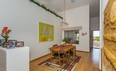 007_Formal Dining Area