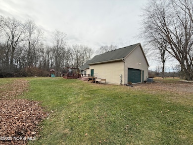 9627 Dorr St, Holland, OH 43528 - photo 3