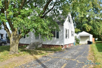 918 W College Ave, Woodville, OH 43469 - photo 3