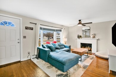 62 Annable St, Feeding Hills, MA 01030 - photo 6