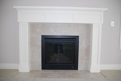 2553 Summit Ridge Dr NE unit 26, Grand Rapids, MI 49505 - photo 6