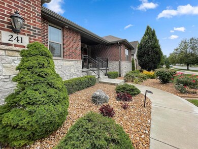 241 N Elgin St, Griffith, IN 46319 - photo 3