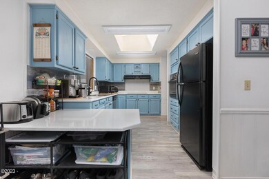 250 SE Oar Ave, Lincoln City, OR 97367 - photo 7