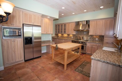 Kitchen (2)