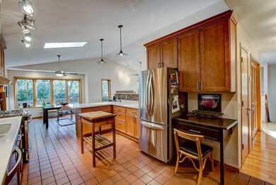 5601 Winners Cir, Fitchburg, WI 53575 - photo 4