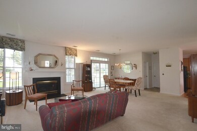 830 W Fox Hound Chase unit 429, Glen Mills, PA 19342 - photo 3