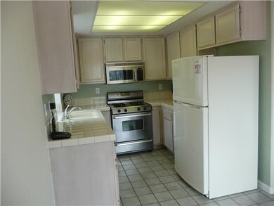 7494 Altiva Place unit 34-A, Carlsbad, CA 92009 - photo 3