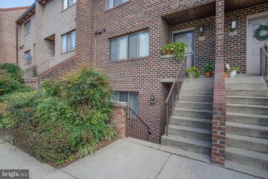 3735 Madison Ln unit B, Falls Church, VA 22041 - photo 3