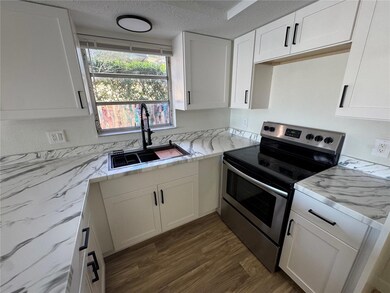 500 Via Tripoli unit 2, Punta Gorda, FL 33950 - photo 3