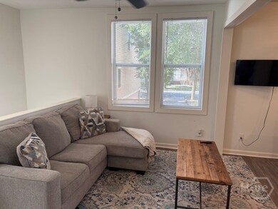 508 E Henry St unit UPSTAIRS, Savannah, GA 31401 - photo 5