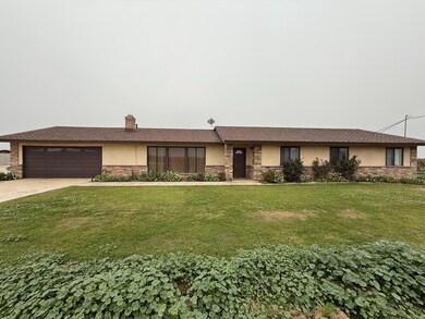 376 E Klepper Ave, Caruthers, CA 93609 - photo 2