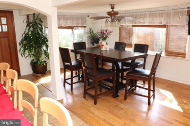 12232 Bluhill Rd, Silver Spring, MD 20902 - photo 2