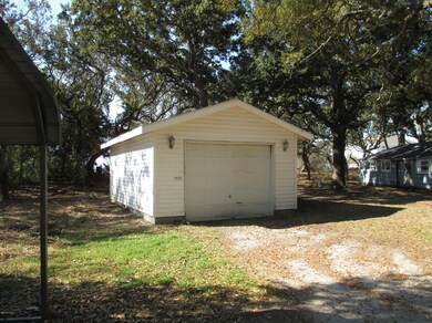 Detached Garage