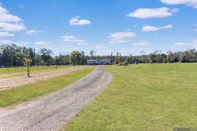 10176 Greenwell Spring Point Hudson Rd, Zachary, LA 70791 - photo 2