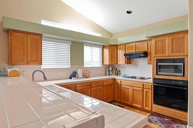 2302 E Rush Ave, Fresno, CA 93730 - photo 7