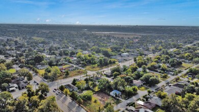 3436 Love St, Houston, TX 77026 - photo 6