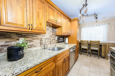 23 Margo Ct unit 23, Cromwell, CT 06416 - photo 7