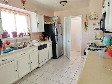 7643 Western Oak Ln, Houston, TX 77040 - photo 7