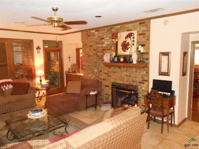 3413 Harwood Dr, Tyler, TX 75701 - photo 5