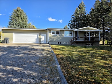 303 10th Ave NE, Choteau, MT 59422 - photo 3