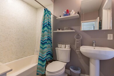 127 York Street Portland-10