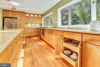 2450 Brussels Ct, Reston, VA 20191 - photo 7