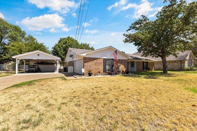 5708 Conejos Dr, Granbury, TX 76049 - photo 4