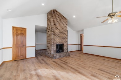 2018 Crossgate Dr, Lawrence, KS 66047 - photo 6