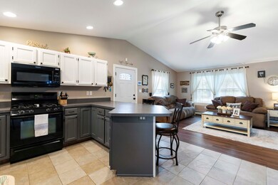 15CollinsPondWindham_08