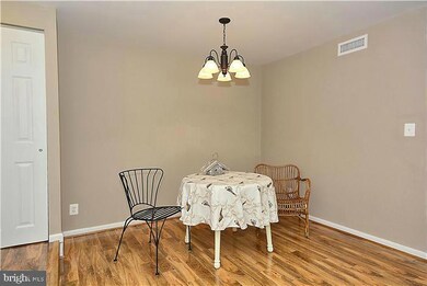 5821 Cove Landing Rd unit 304, Burke, VA 22015 - photo 6