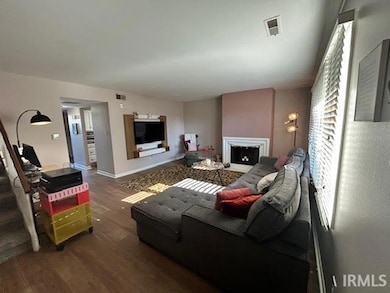 5537 S Wayne Ave, Fort Wayne, IN 46807 - photo 4