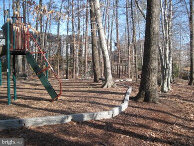 2553 Log Mill Ct unit 2, Crofton, MD 21114 - photo 5