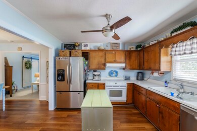 413 Pine-16
