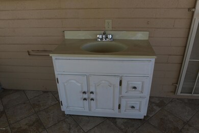 10002 W Deanita Ln, Sun City, AZ 85351 - photo 7