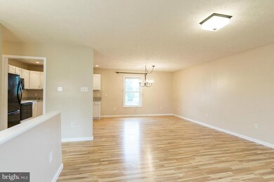 339 W Tevis St, Winchester, VA 22601 - photo 7