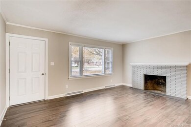 624 N Bost St, Statesville, NC 28677 - photo 7