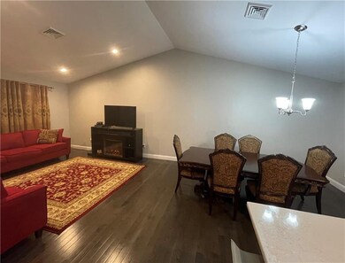 288 Pequot Ave, Warwick, RI 02889 - photo 5