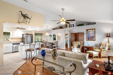 109 Lakefront Ct NE, Lake Placid, FL 33852 - photo 4