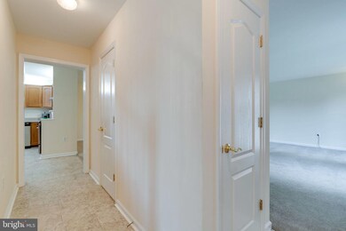 4047 White Haven Dr, Dumfries, VA 22026 - photo 6