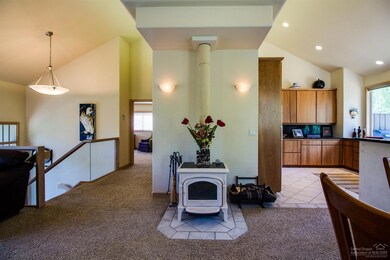 57741 Vine Maple Ln, Sunriver, OR 97707 - photo 5