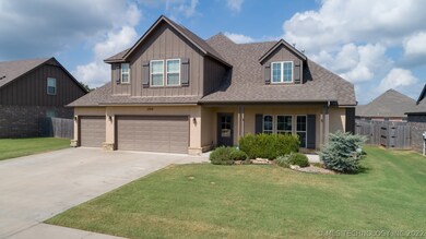 2704 W Little Rock Place, Broken Arrow, OK 74011 - photo 2