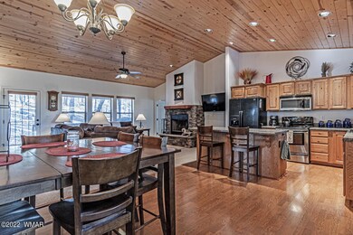 Dining/Kitchen