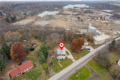 2823 Columbus Rd NE, Canton, OH 44705 - photo 3