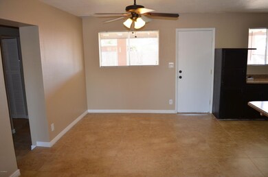 258 W Juniper St, Mesa, AZ 85201 - photo 4