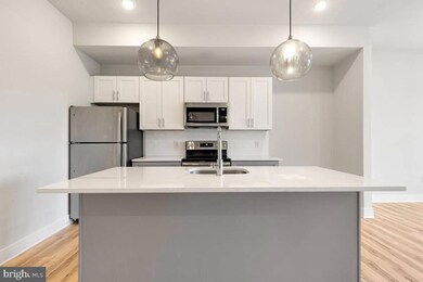 2440 44 Kensington Ave unit 301, Philadelphia, PA 19125 - photo 2