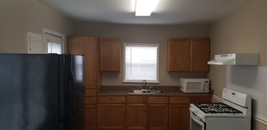 506 Mason St, Tomball, TX 77375 - photo 7