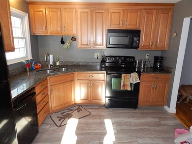 72 Bypass 28, Derry, NH 03038 - photo 6