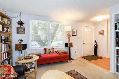 8027 Steeple Chase Ct, Springfield, VA 22153 - photo 4