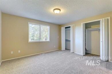 114 W Crestwood Dr, Nampa, ID 83686 - photo 5